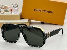 Picture of LV Sunglasses _SKUfw55794533fw